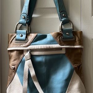 B. Makowsky Leather Purse.